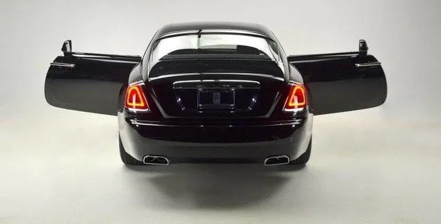 Rolls Royce Wraith full